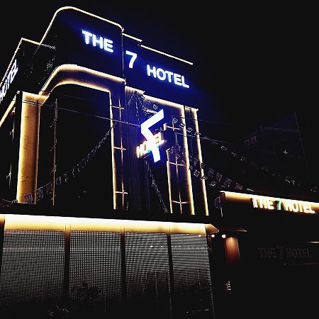 The 7 Hotel Phohang Kültér fotó
