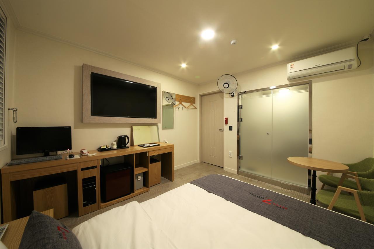 The 7 Hotel Phohang Kültér fotó