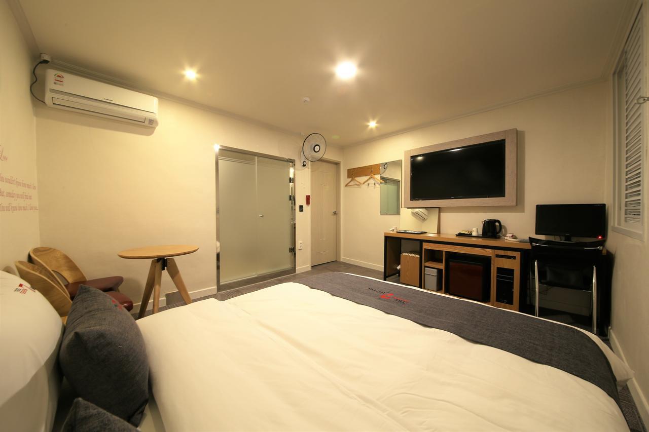 The 7 Hotel Phohang Kültér fotó