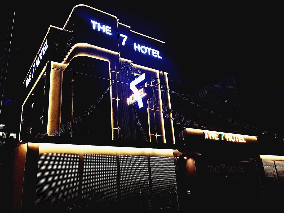 The 7 Hotel Phohang Kültér fotó